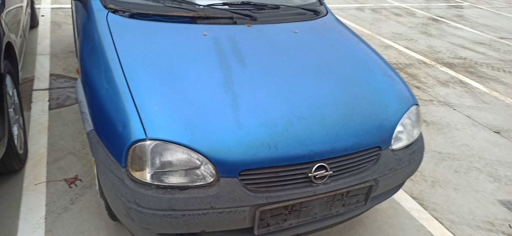 Opel Cora B para peças