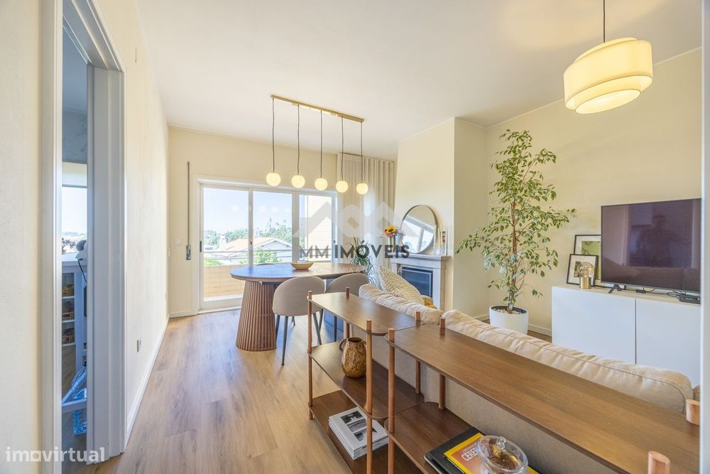 T3 Duplex | Serzedo, Vila Nova de Gaia | Renovado | Varanda e Terraço