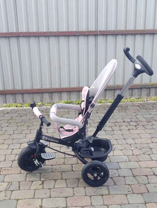 Велосипед дитячий трьохколісний