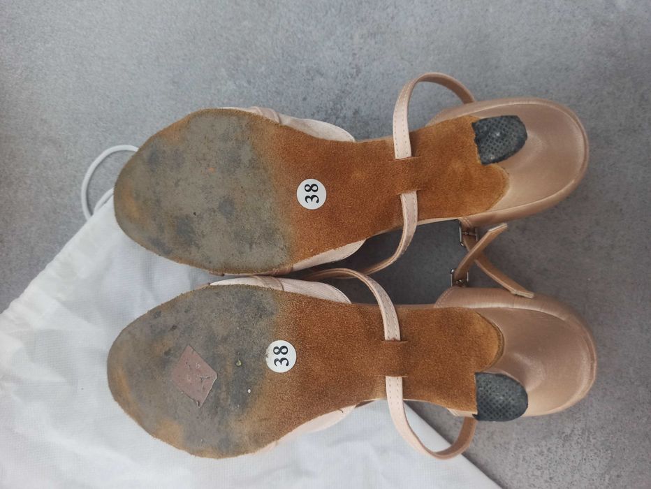 Rozm. 38 Buty do tańca Burtan