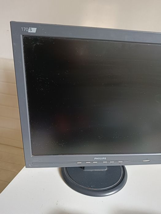 Monitor Philips 17 cali