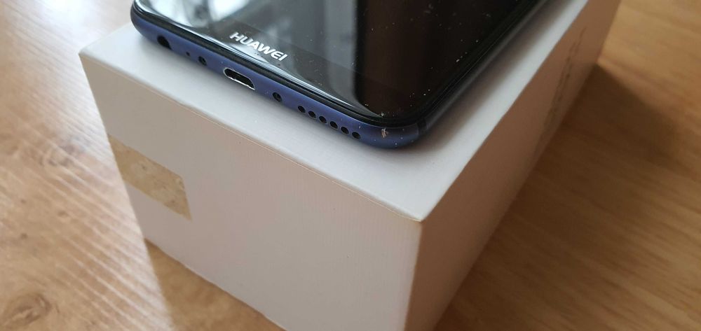 Fajny telefonik Huawei Mate 10 Lite wraz z pudełkiem 4/64