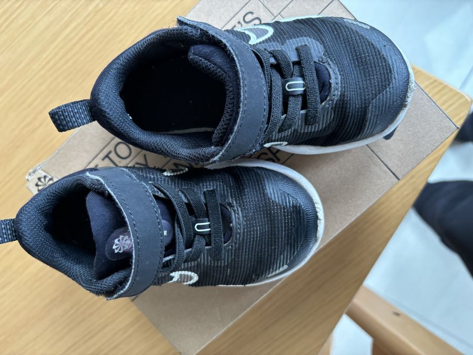 Adidasy Nike rozm 23,5 (15cm)