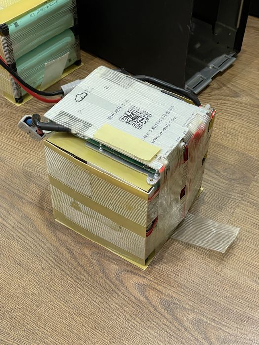 Продам дбж apc smart ups sua1500i