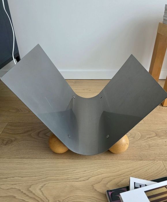 Duży stojak gazetnik metalowy vintage space age lata 80 unikat Ikea