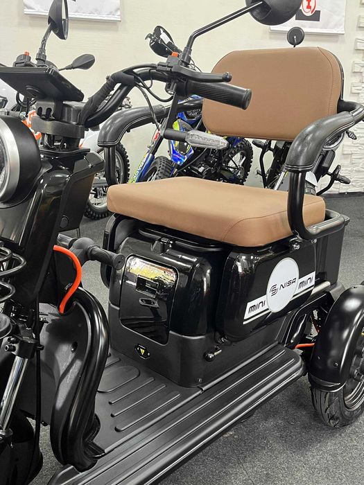 Електротрайк Nisa MIDI Максимальна потужність	2000 Вт
