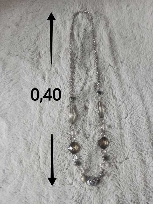 Długi naszyjnik wisiorek