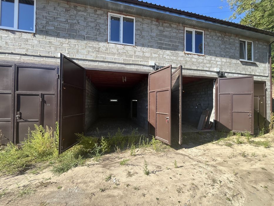 Продаються приміщення у м. Житомир