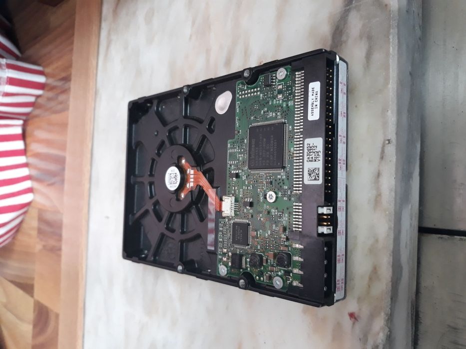 Disco de  3.5 IDE 80 Gb usado Hitachi