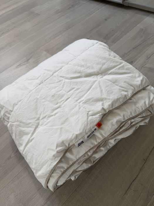 Kołdra puchowa Ikea BLEKVIDE 200x200 puch FJÄLLHAVRE
