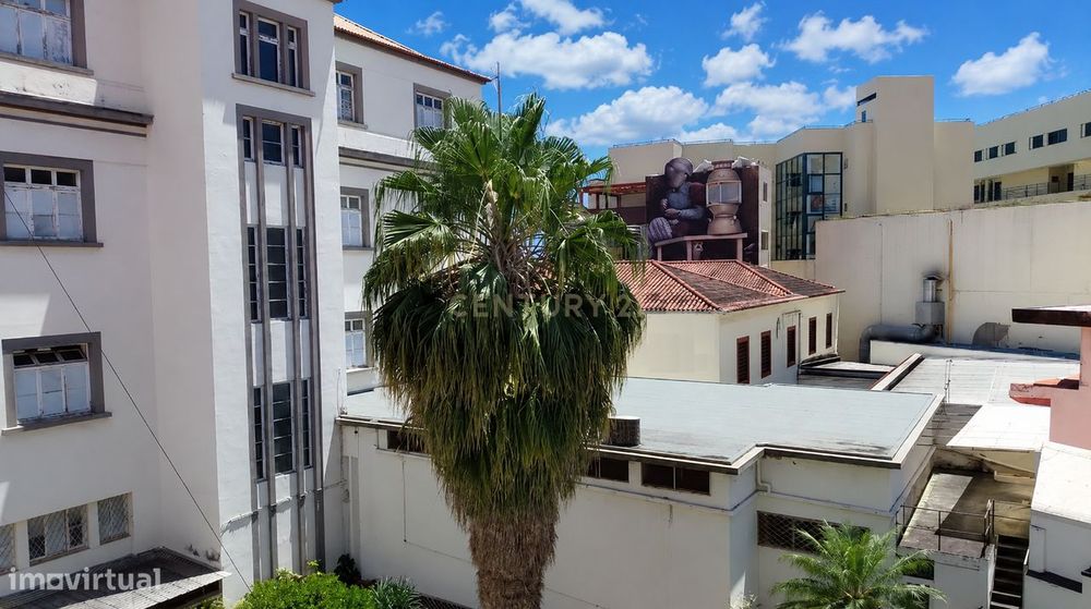 T2 Renovado no Centro do Funchal a Estrear na Rua do Carmo