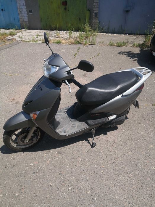 мопед Honda Lead