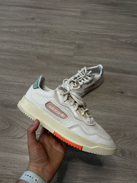 Кроссовки Adidas