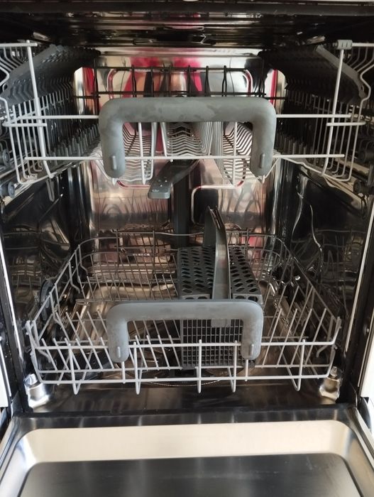 Máquina de lavar loiça AEG