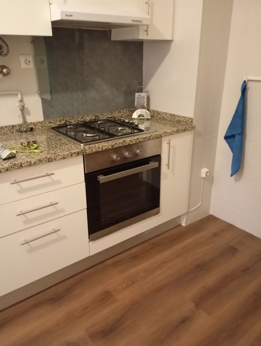 Quarto mobilado  20m2