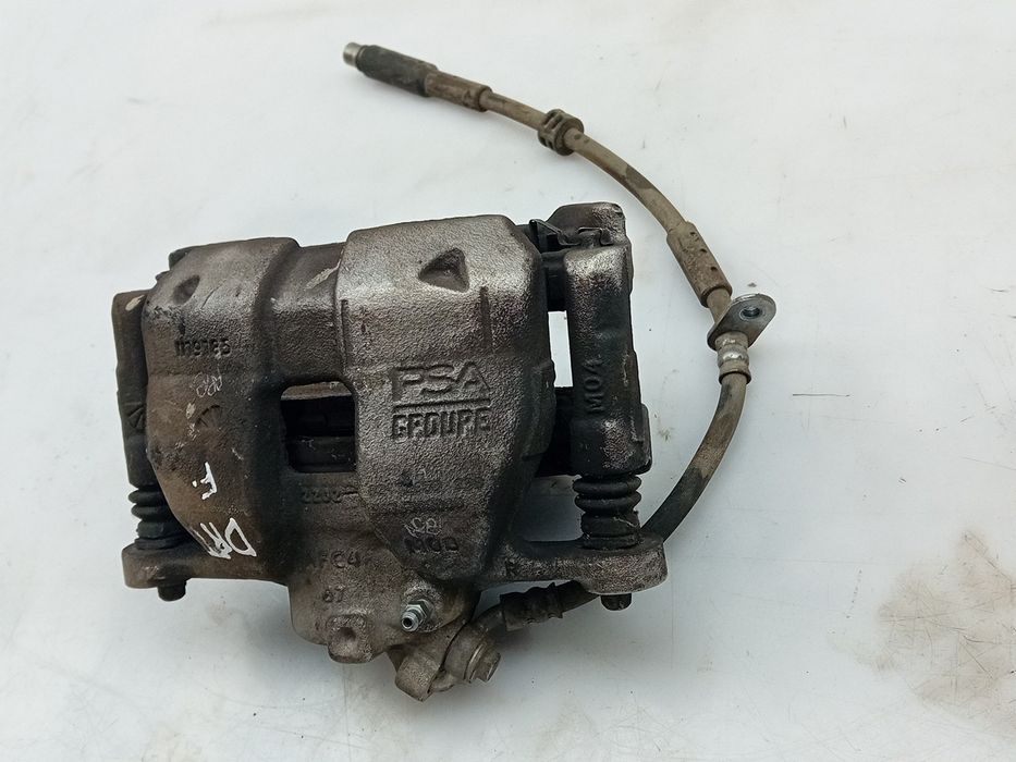 Pinça travão / maxila de travão frente direita CITROËN C4 III