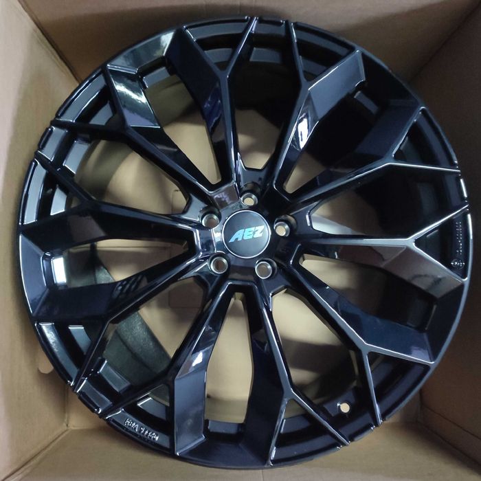 Felga 9,5x22 5x112 ET37 AEZ LEIPZIG BLACK  ALE2N8BA37E