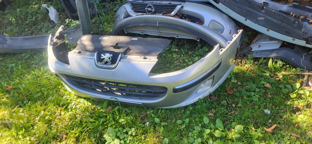 Zderzak Przód Peugeot 407 kolor Srebrny  maska Lampa drzwi lusterko