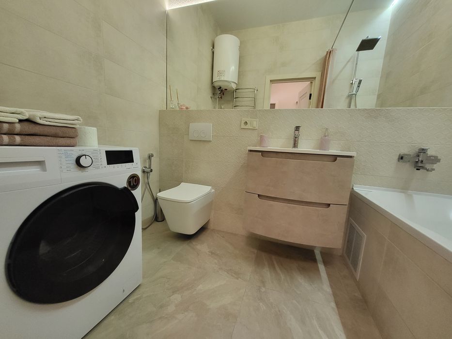 Apartments ЖК ТЕАТРАЛЬНИЙ 2+ 2