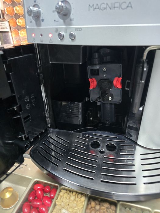 DeLonghi Magnifica 23 рік