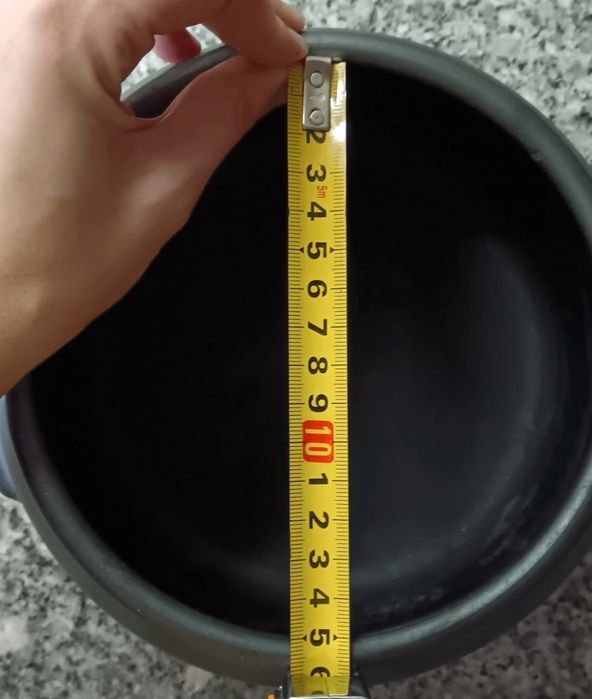 Panela de louça preta