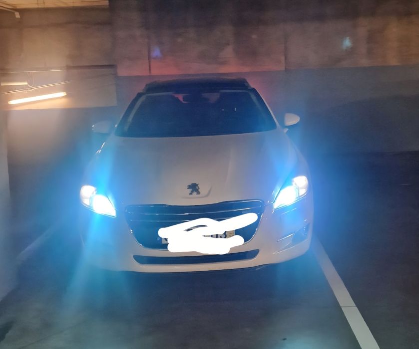 Carrinho Peugeot 508/2011