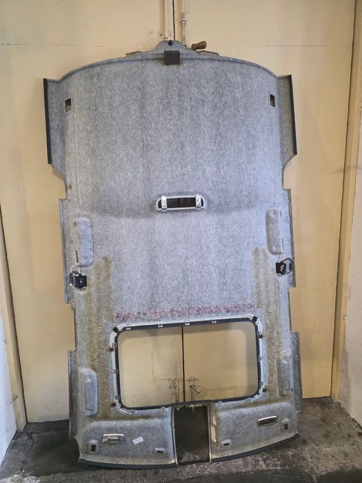 Чорний потолок Audi A6 C6 Універсал