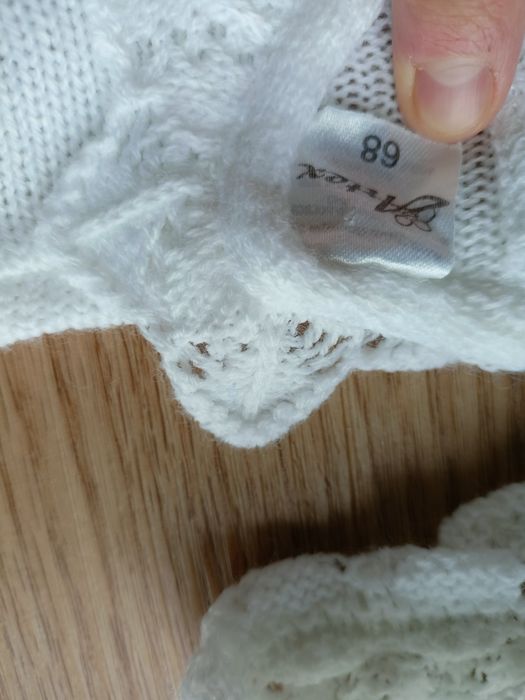 Piękny koronkowy komplet sukienka czapeczka na chrzest dla niemowlaka