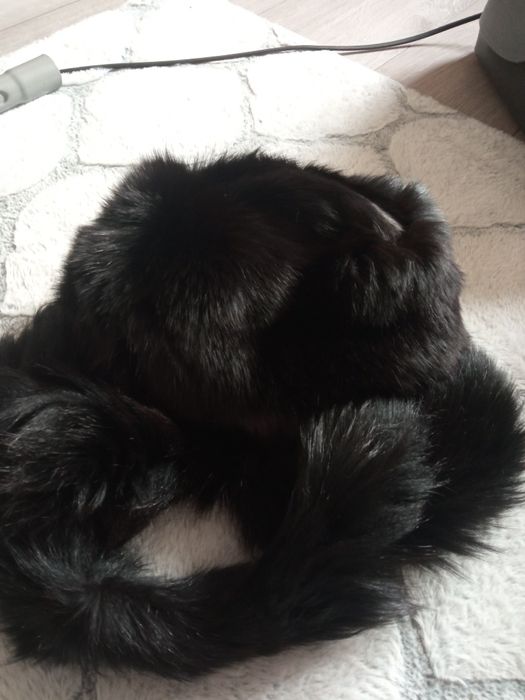 Czapka i szalik z lisa