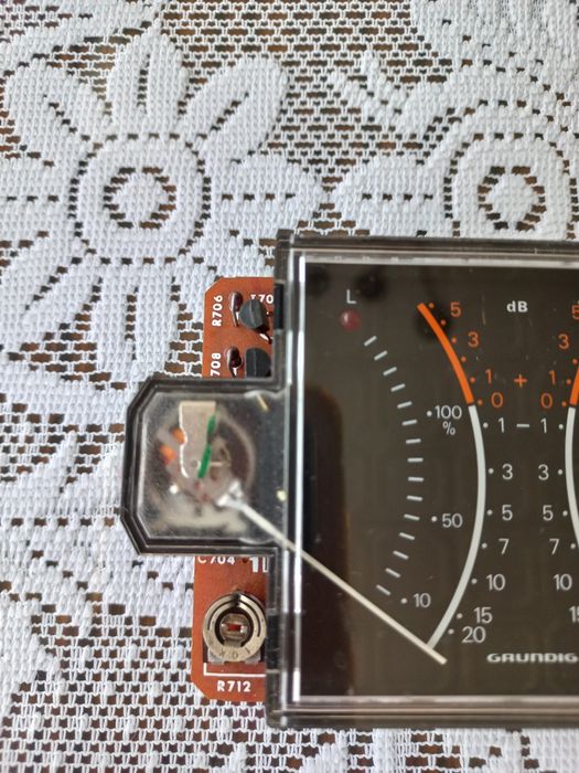 Wskaźnik sterowania do magnetofonu Grundig