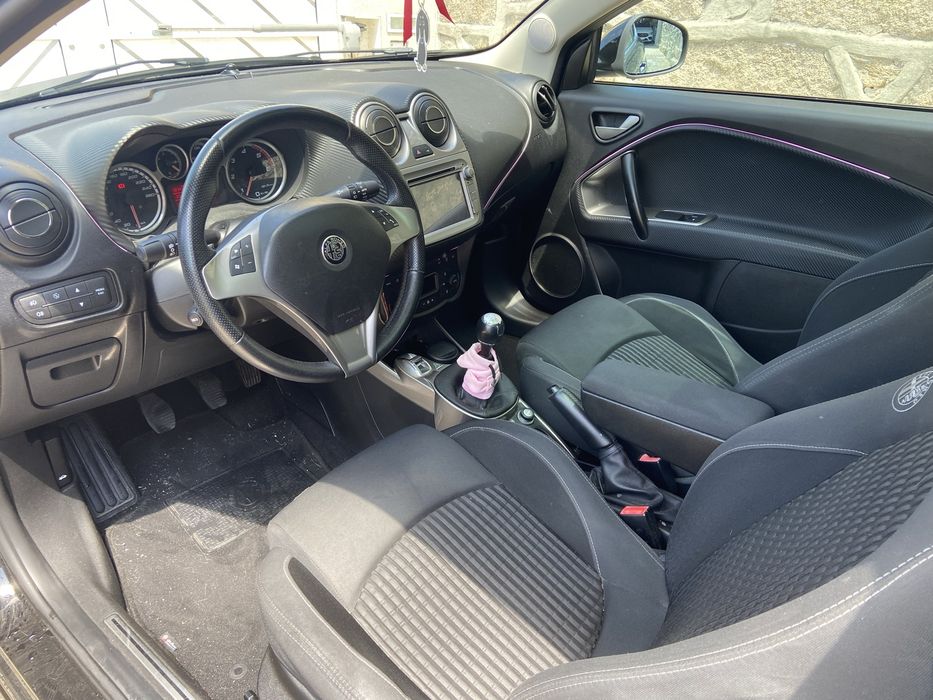 Vendo Alfa romeu mito 1300 jtdm com teto de abrir