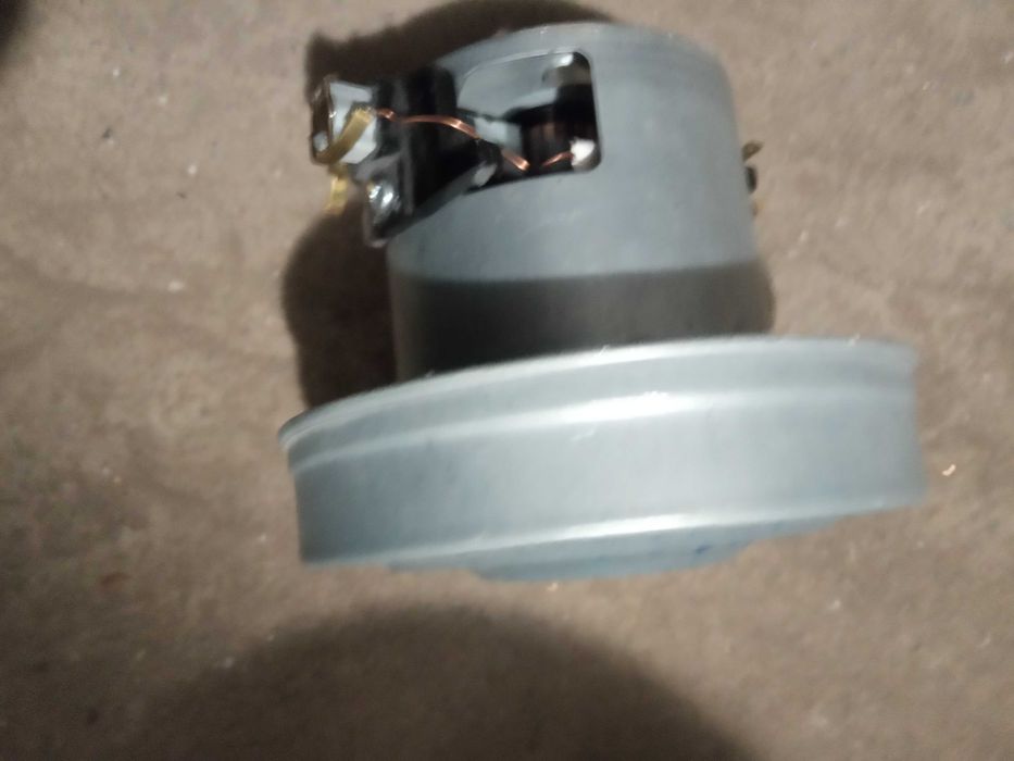 Мотор, двигун пилососа пилосмока