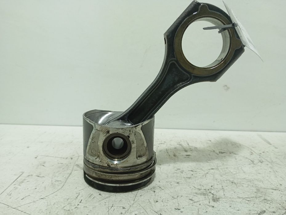 Pistão de motor MERCEDES-BENZ Classe A (W176)