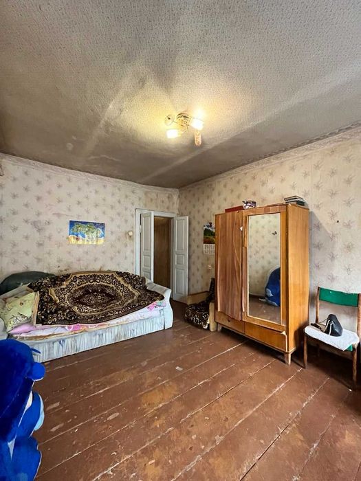 Продам 2-кімнатну квартиру в центрі Кобеляк, вул. Шевченка