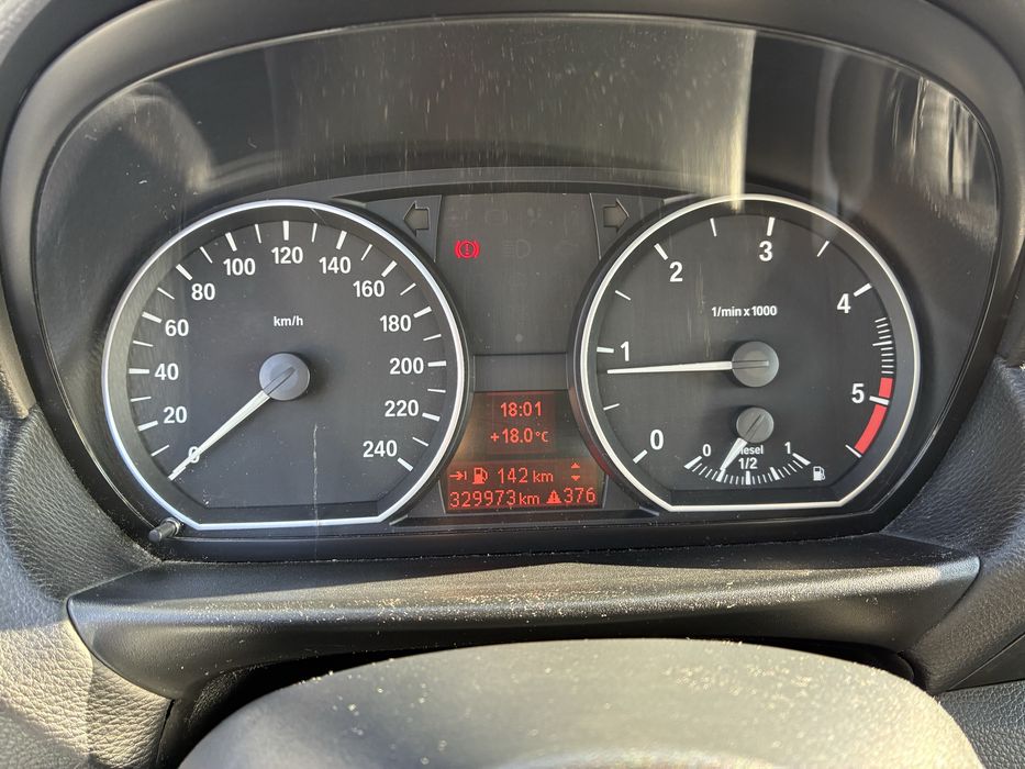 BMW SERIE 1 118D E81 143CV
