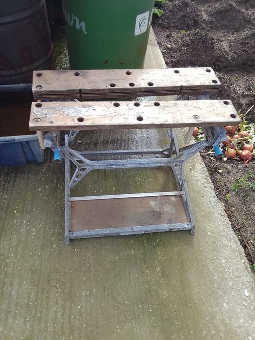 Mesa para bricolage de marca