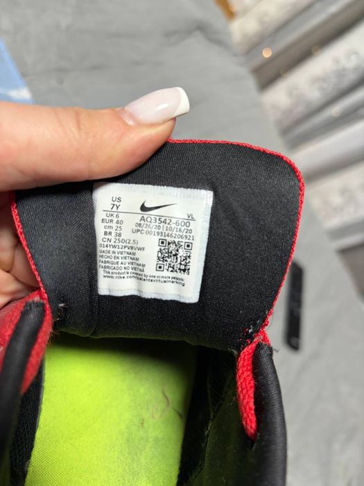 Кросівки adidas