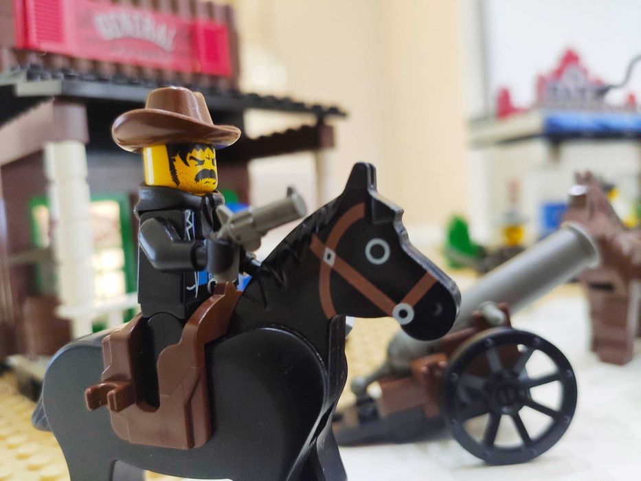 Колекціонеру 1996! Lego Western 6765 Cowboys Gold City Junction ковбої
