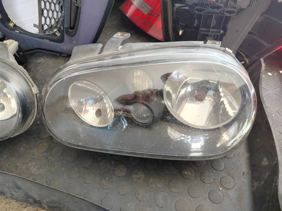 Lampy przednie Volkswagen Golf 4 1.9 tdi