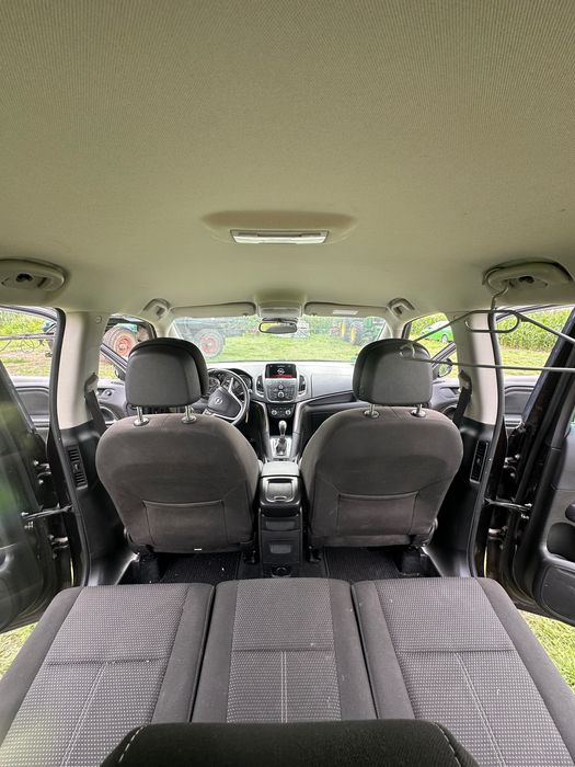 Opel Zafira 2015 r