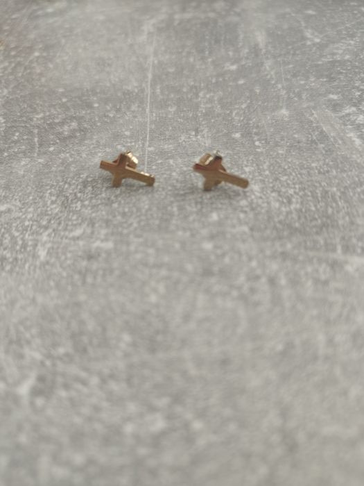 Celebrytka krzyżyki plus koczyki