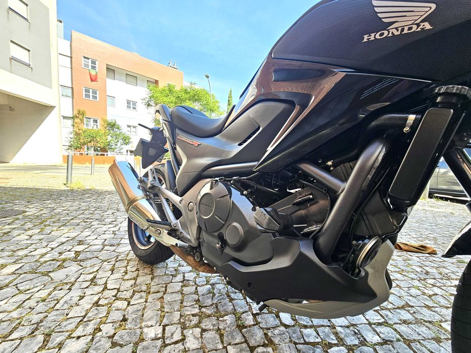 Honda NC 750 X com apenas 29.800 kms, muito estimada