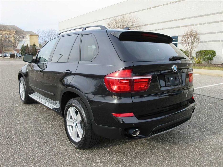 BMW X5 xDrive35d      2012