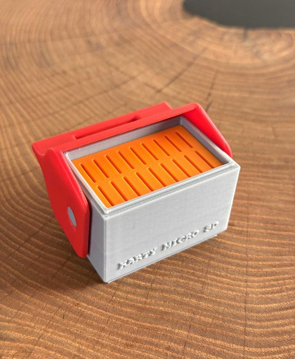 Skrzyneczka, organizer na karty microSD – 18 slotów, personalizacja