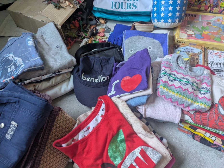 Conjunto Criança Menino Menina Roupa Jogos Brinquedos GAP Benetton