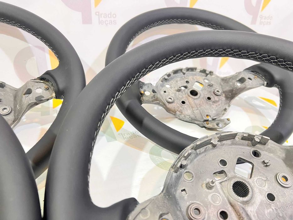 Volante Novo em pele Smart Fortwo