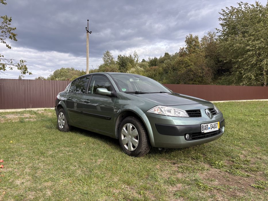 Renault Megane Седан 1,6 бензин