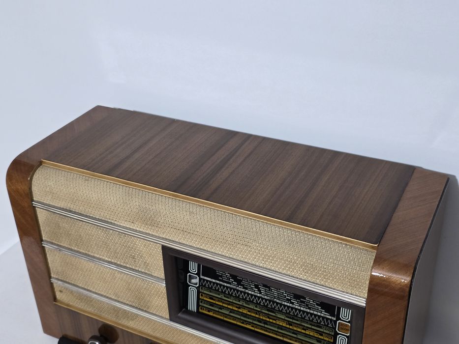 Rádio antigo reparado Philips
