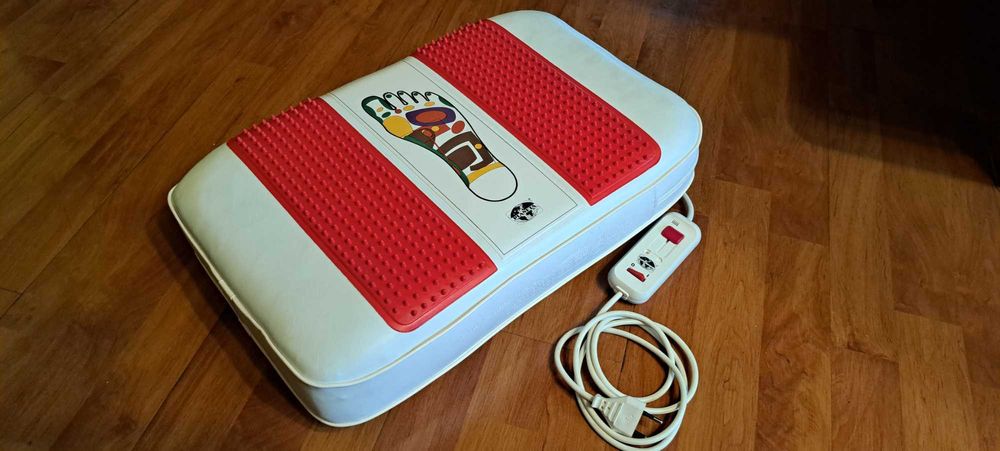 Poduszka do masażu i podgrzewania stóp PLANETA model PMK II - NOWA