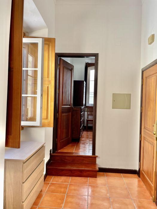 Apartamento T1 - Sé Velha